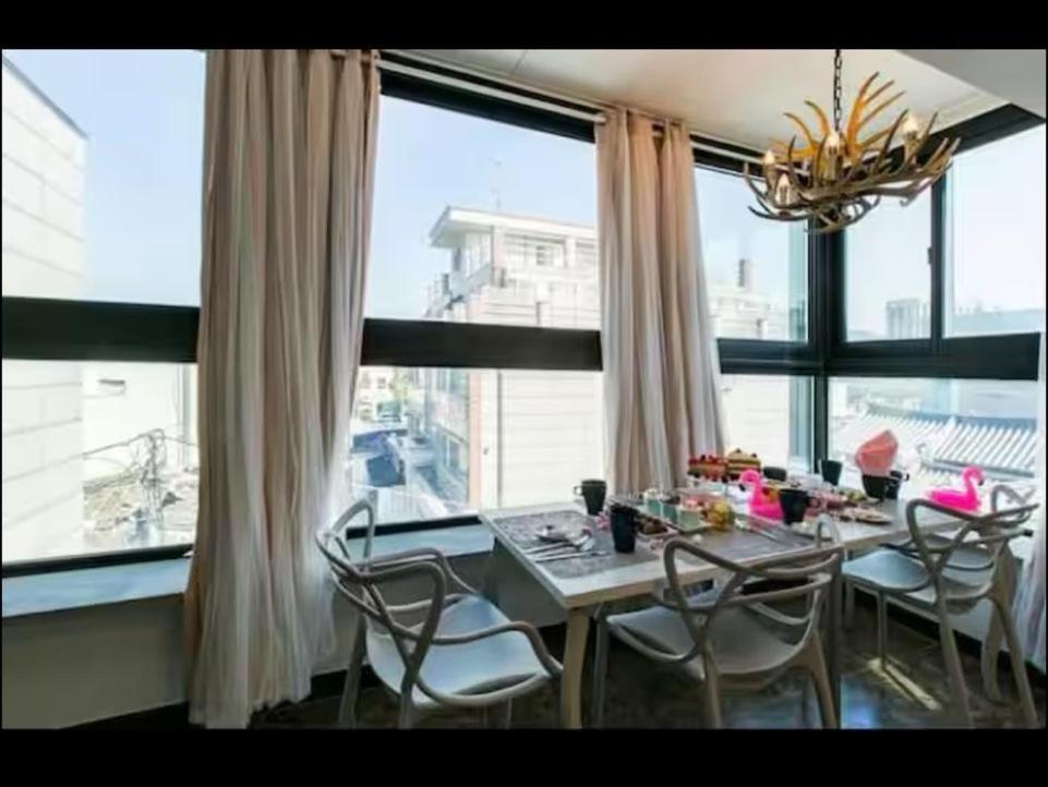 In The Center Of Apartment Seoul