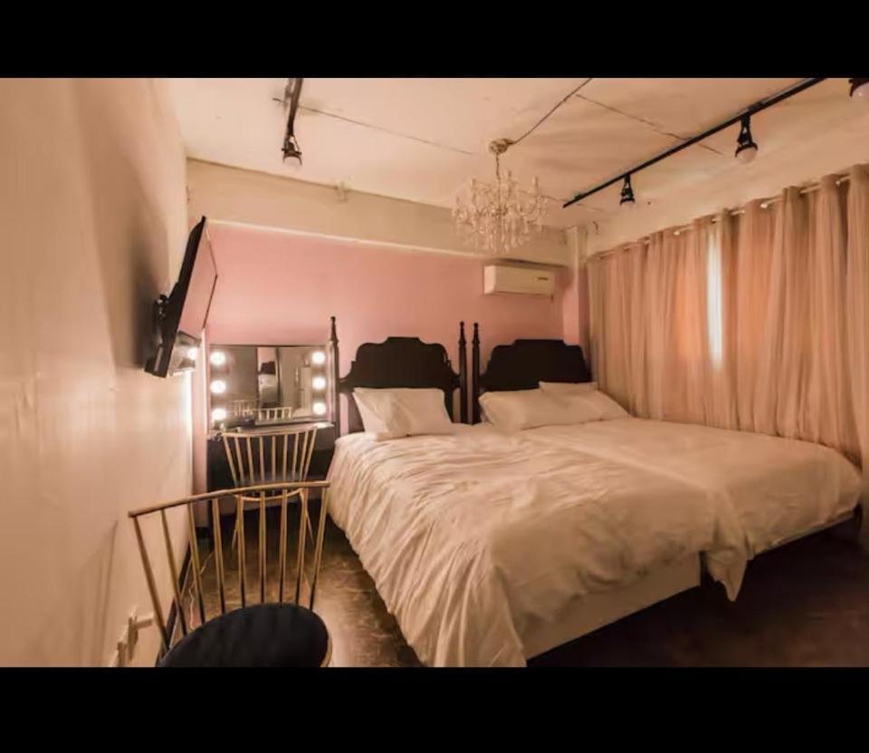 Apartment In The Center Of Seoul